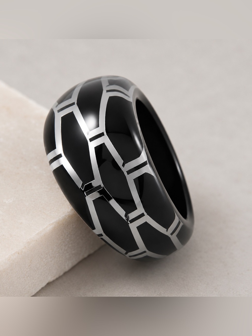 Calvin Klein Abstract Stainless Steel Wide Band Ring Size 6 Black & Silver NWT